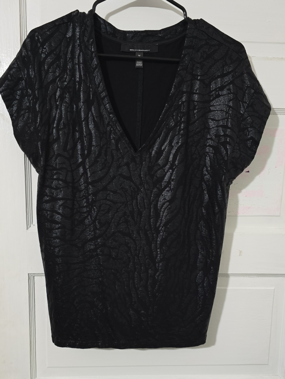 White House Black Market Women's Black V-Neck Shimmer Top